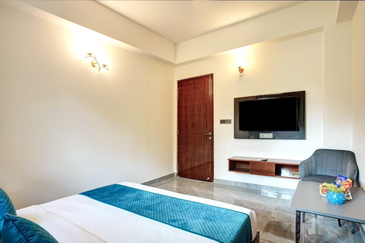 Hotel Elite Grand Noida Exterior photo