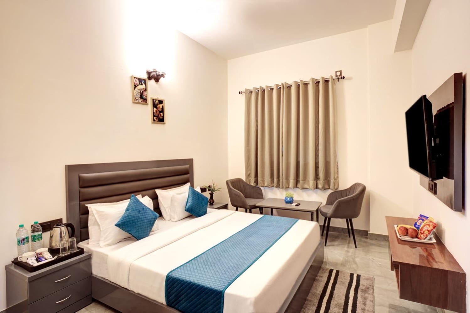 Hotel Elite Grand Noida Exterior photo