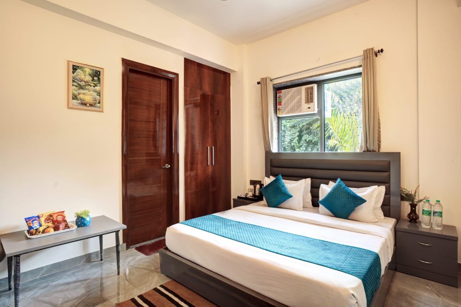 Hotel Elite Grand Noida Exterior photo