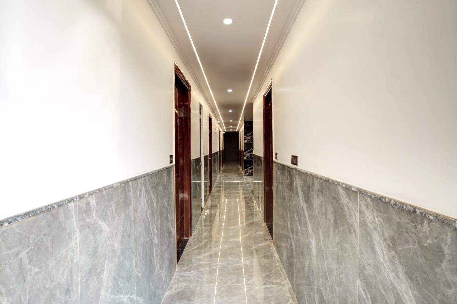 Hotel Elite Grand Noida Exterior photo